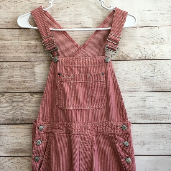 VINTAGE GAP ENGINEER OVERALLS IN RED AND WHITE STRIPES - Picture 3 of 8